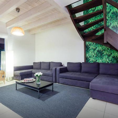 LES MAISONS SOLAIRES 4 Gîtes pour 8 à 16 pers Contact O6614O9II9 Griesheim-près-Molsheim Exterior foto